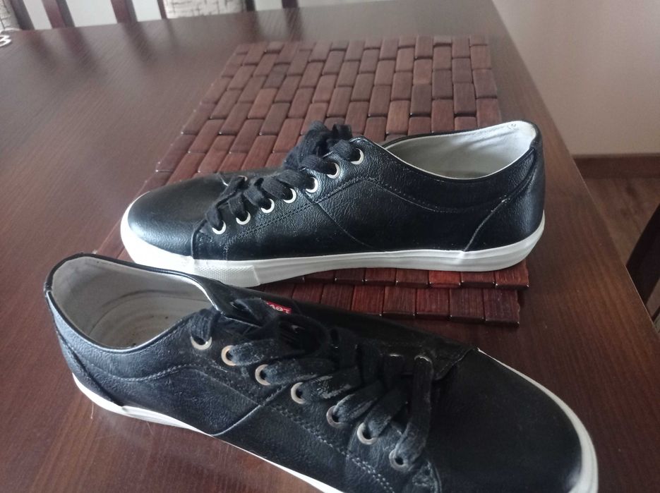 Buty Levi's. Rozmiar 41