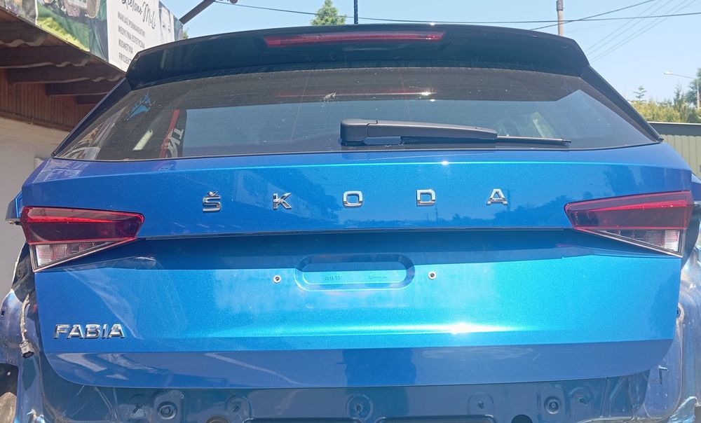 Skoda Fabia IV- klapa tylna kompletna  21-