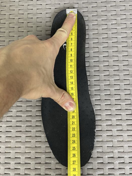 ASICS Tartherzeal 6 кроссовки 43 размер спортивные черные