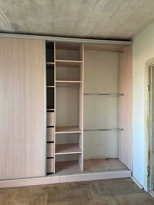Продам квартиру від власника — під ремонт