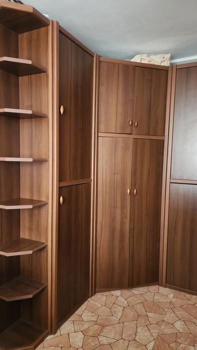 Шкаф кутовий розпашний самовивіз Крюківщина