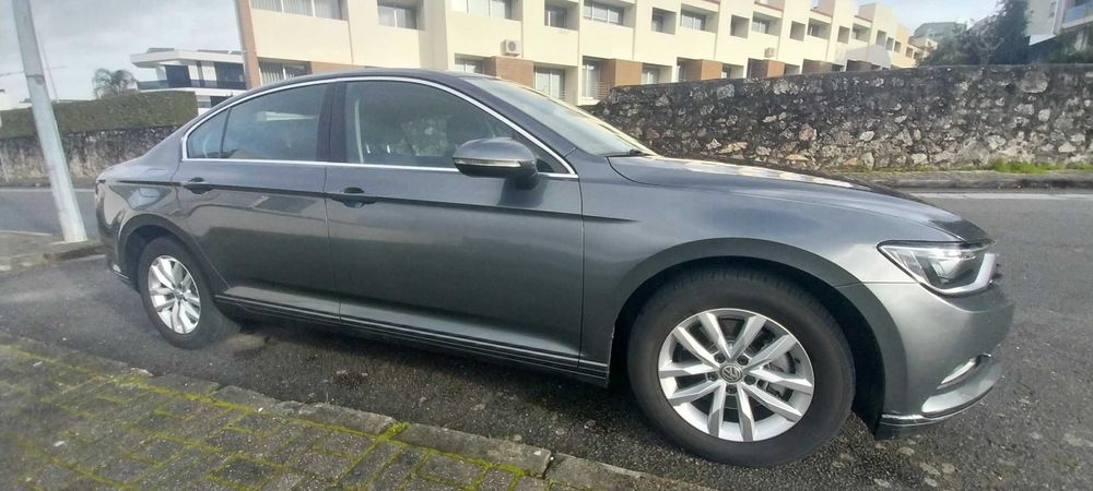 Volkswagen Passat 1.6 Tdi Confortline