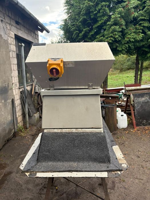 Wentylator dachowy ORKON RDV 250-6E+WS – stan idealny, bardzo cicha praca