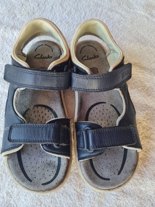 Босоніжки для хлопчика босоножки Clarks 34