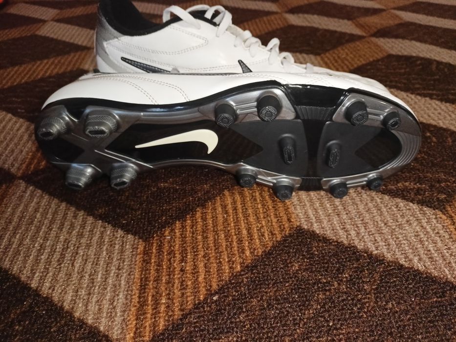 Бутси Nike Premier III