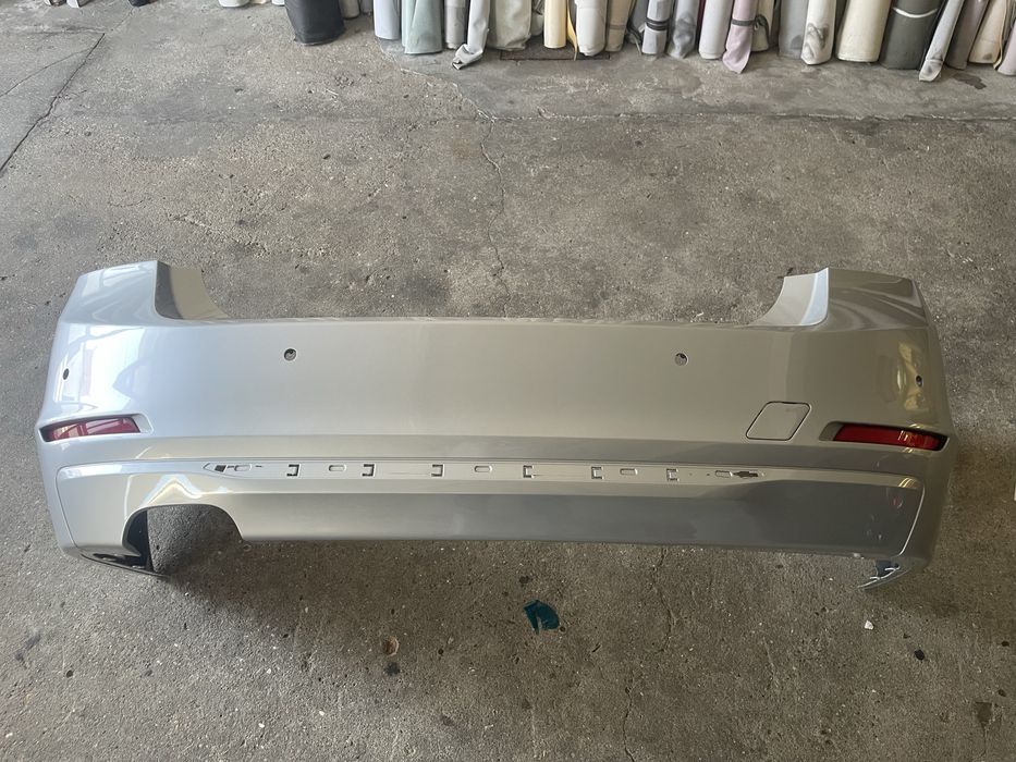Parachques traseiro bmw f30 carro