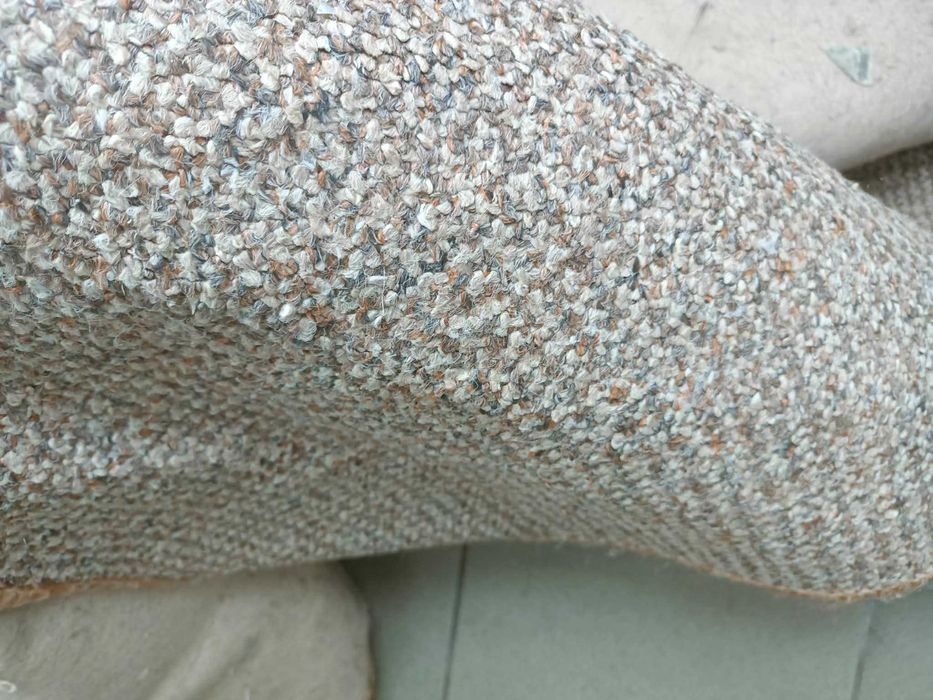 Sprzedam Dywan -beżowy-200X 240 cm