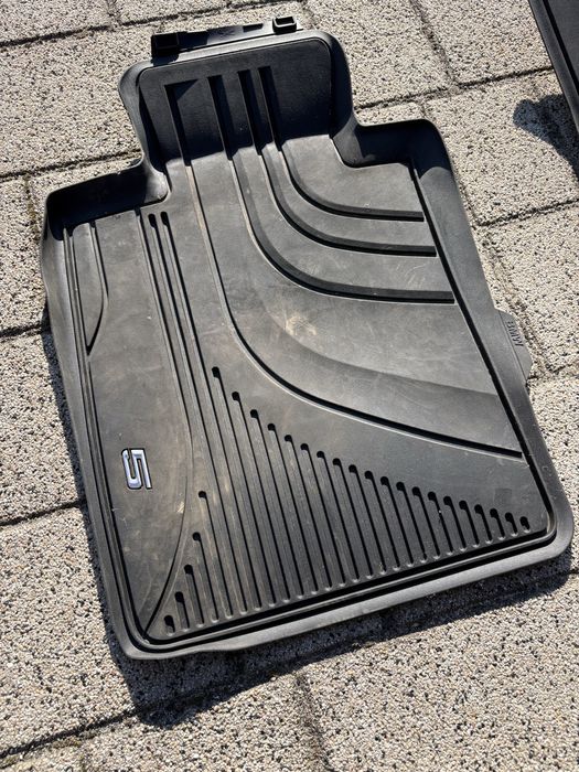 Dywaniki oryginalne BMW Seria 5 G30
