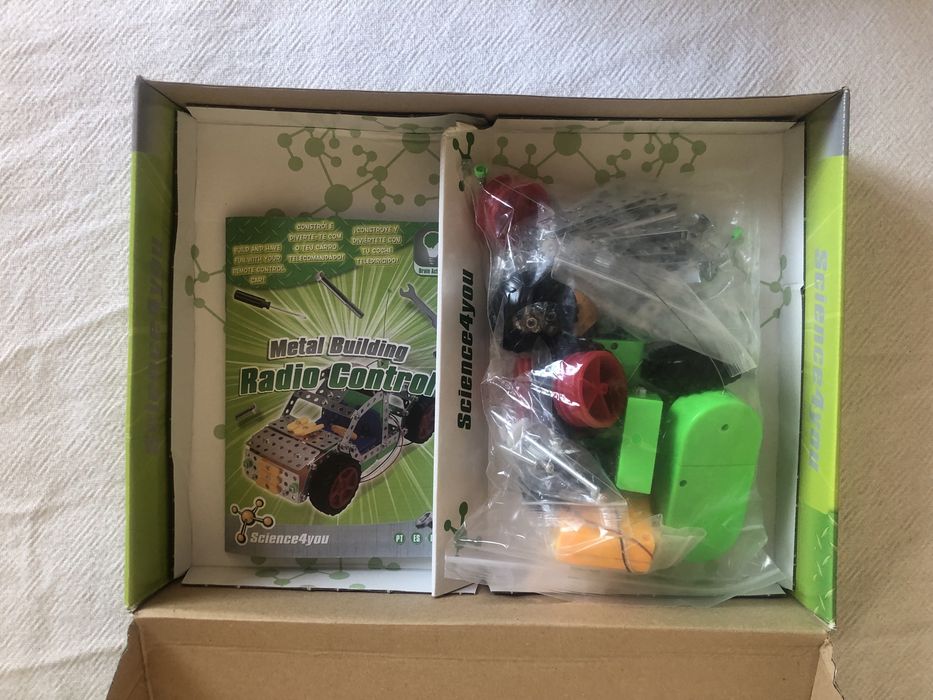 Carro para construir da Science4you