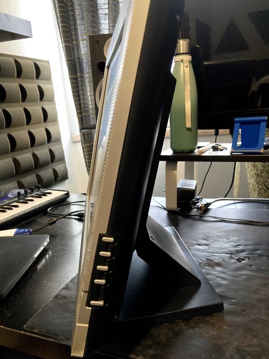 Monitor Mag Innovision Modelo 780