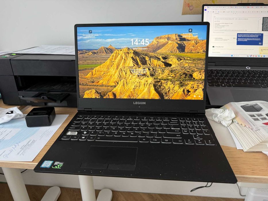 Laptop LENOVO Legion Y530-15ICH 238GB 16GB Ram i5-8300CPU 2,3GHz