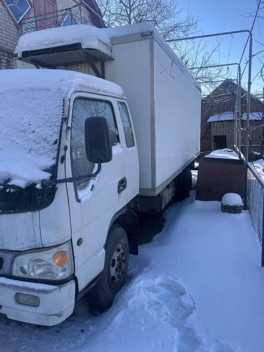 Продам автомобіль JAC 3.8 диезель  все працює сів поїхав, обмін на лег