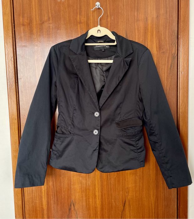 Blazer preto clássico (Stradivarius, tamanho L)