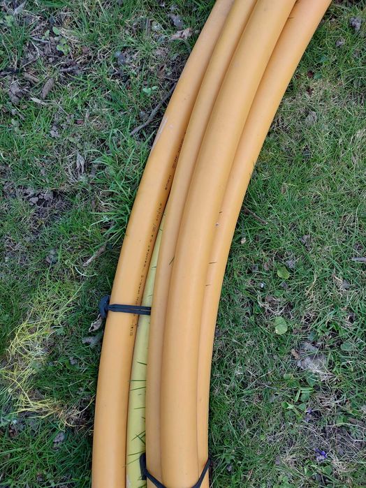 Rury plastikowe pod folię na sadzonki