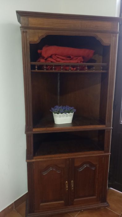 Móvel de canto para Tv