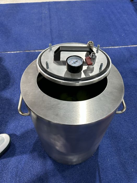 Pressurizador de bolas de padel