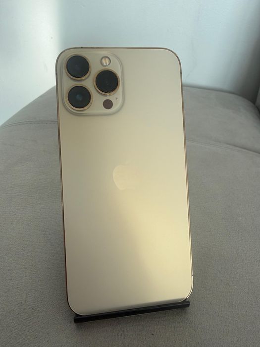 iPhone 13 Pro Max Gold rose 256GB, praticamente novo