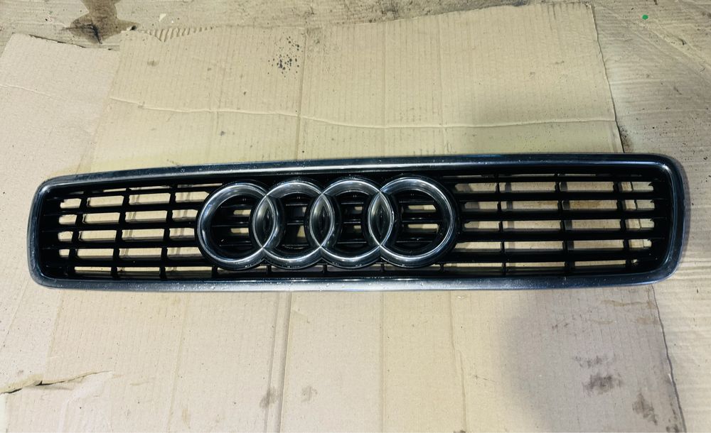 Решітка Радіатора Audi Ауді A4B5 1994-1999рік
