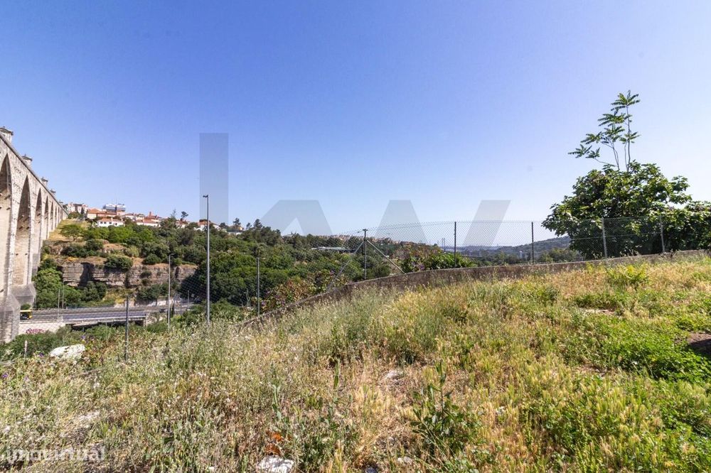 Moradia Arrendada No Bairro Da Liberdade | Campolide | 80 M² | 130.000