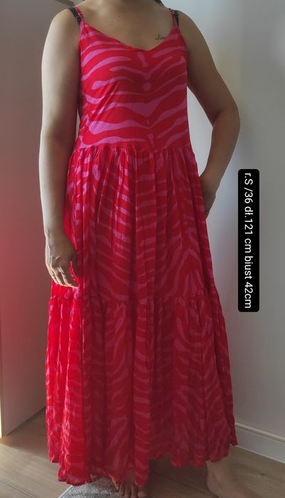 Sukienka firmy Accessorize rozmiar M
