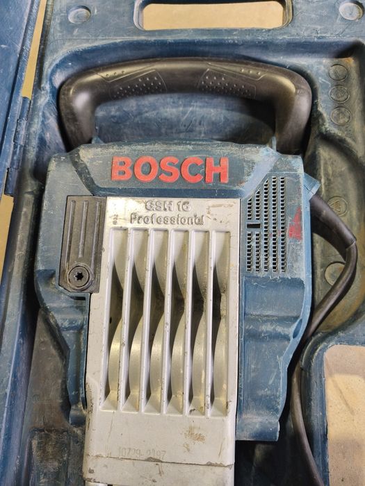 Martelo demolidor Bosch GSH 16-28