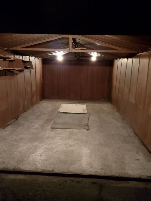 Продам гараж железный