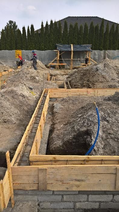 Fundament, płyta żelbetowa , stan surowy, strop, dachy