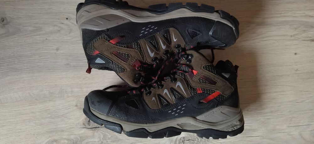 Черевики трекінгові Restime to