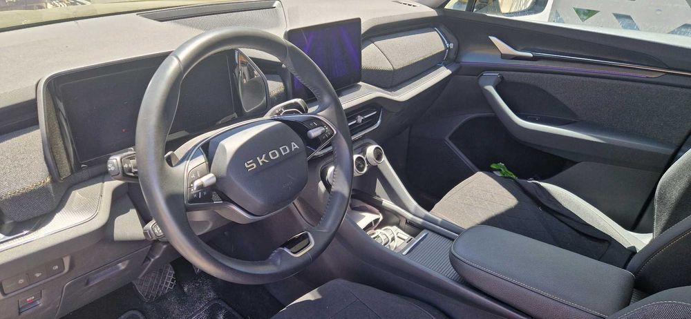 Skoda Kodiaq PHEV Plug In Como novo - Excelente estado, Teto abrir, vidro térmico, pneu suplente, cortinas nos vidros, aquecimento de bancos