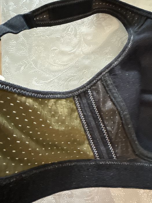 Sprzedam biustonosz pooperacyjny 75C