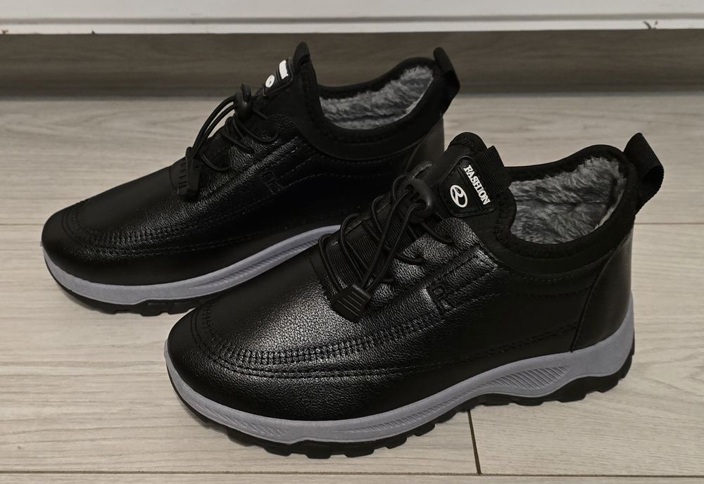 Półbuty damskie rozmiar 35-23cm