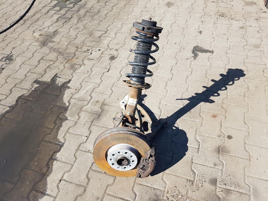 Vw Eos 06-10R 2.0 Tdi Amortyzator Zwrotnica Prawa Przód
