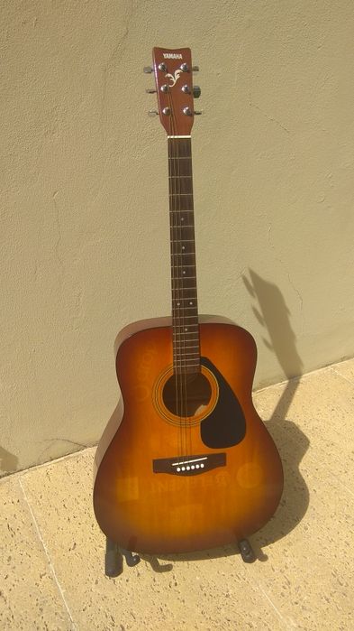 YAMAHA F310 TBS Violão aço
