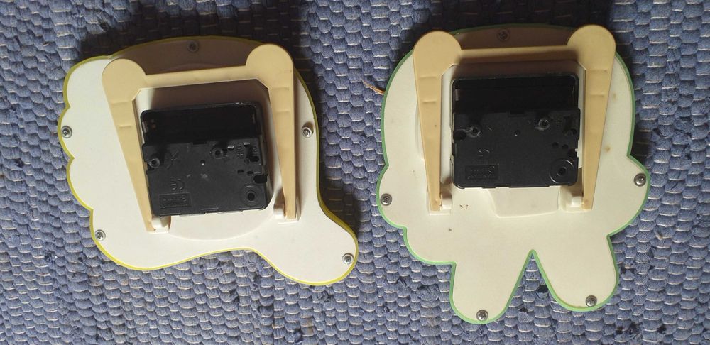 Relógios de criança - novos - portes incluidos