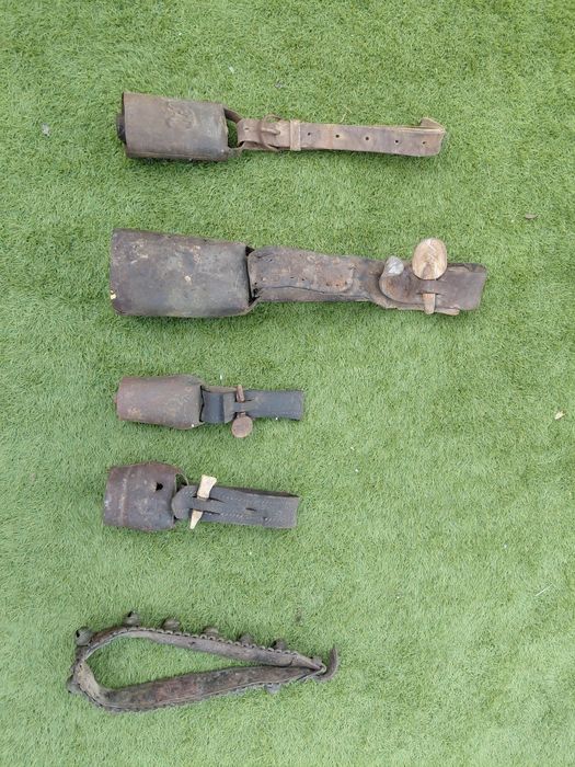 Badalos de gado antigos