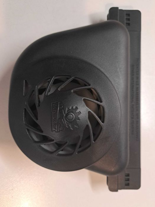 Ventilador com energia solar para automóvel