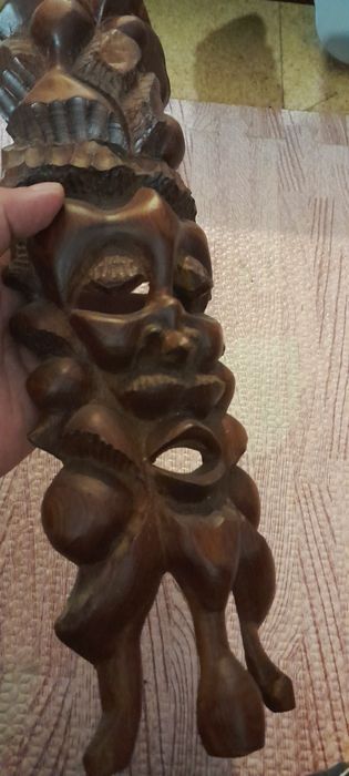 Máscaras em madeira de Moçambique