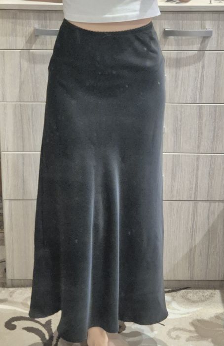 Атласна спідниця максі