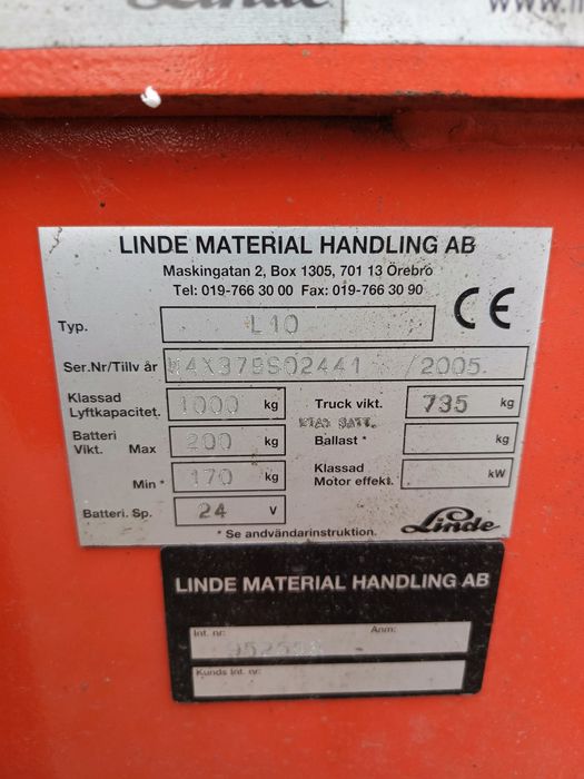 Paleciak elektryczny z masztem 24v