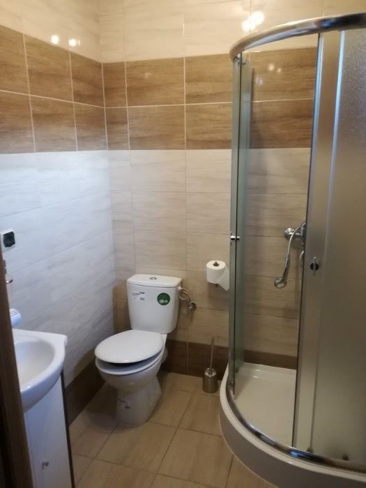 Kwatery wysoki standard ,wifi Duży parking BUSY , kuchnie/sauna/Bania