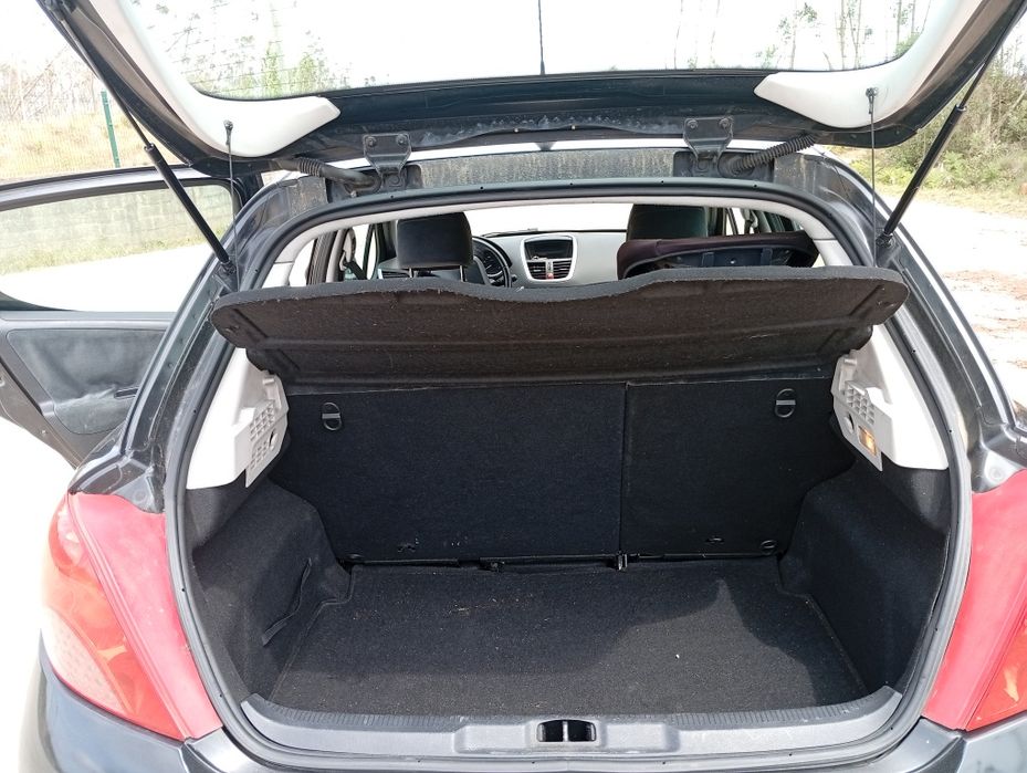 Peugeot 207 1.4i 16v 90cv