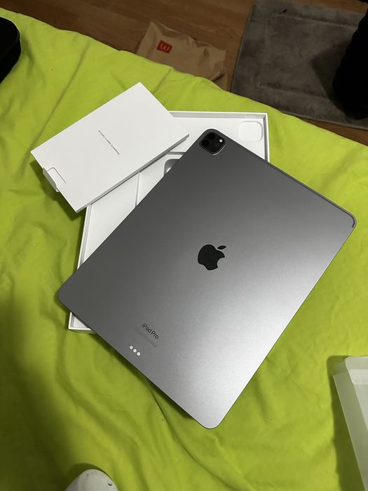 iPad Pro M2, 6ª Geração, 12.9 Polegadas 2022