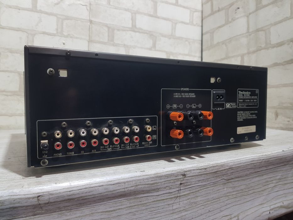 Стерео підсилювач TECHNICS SU V660, *2x140 Вт, б/у з Німеччини