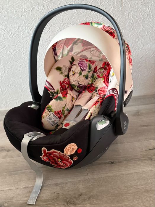Автокрісло- Автолюлька Cybex Cloud T Size Spring Blossom
