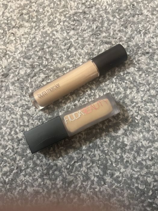 Korektor laura mervier huda beauty