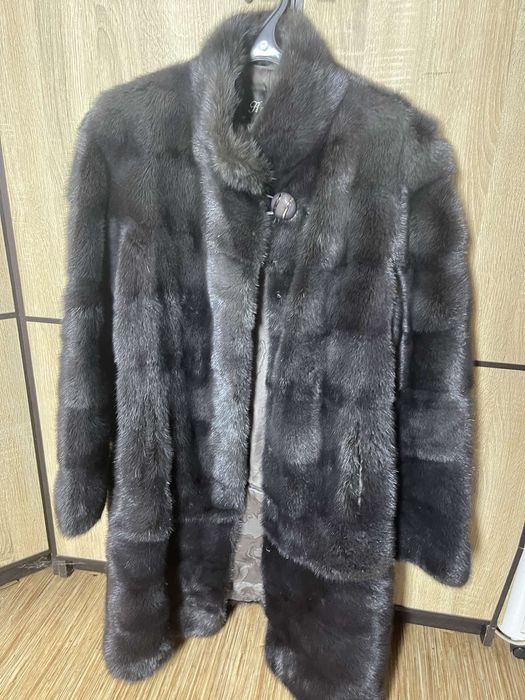Натуральна норкова шуба