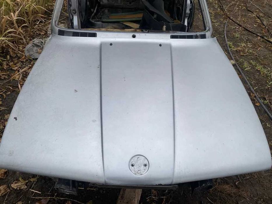 Капот бмв е30 BMW