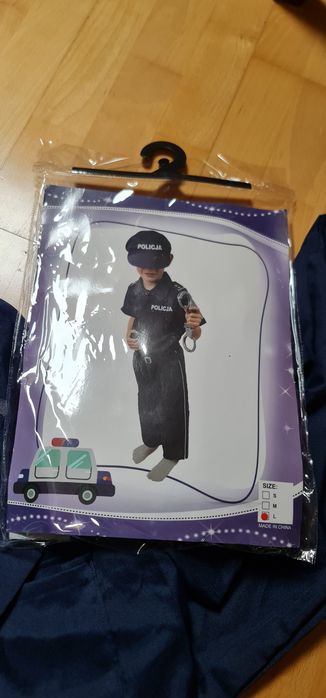 Nowy kostium policjanta dla chłopca 134/140 cm cm.