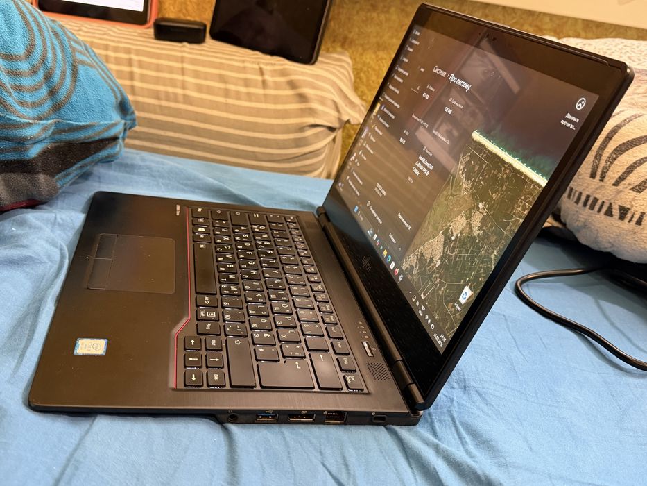 Ноутбук Сенсорний 14 дюймів, і5 проц  512 гб