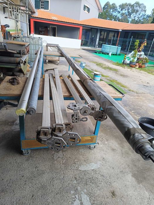 Tolde 6 metros fixo na parede usado